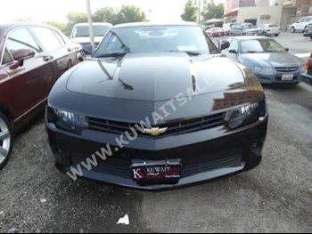 شفروليه  ار اس  كمارو  2014  28,000  كوبيه \ سبورت  اتوماتك  6  مخمل  دفع خلفي  أسود  بنزين