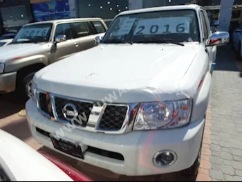 Nissan  Safari  Patrol  2016  0  SUV  Manual  6  Leather  4WD  White  Gasoline