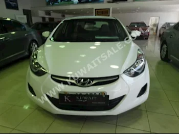هيونداي  النترا  2013  60,000  سيدان  اتوماتك  4  مخمل  دفع أمامي  أبيض  بنزين