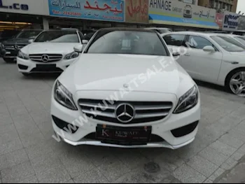 مرسيدس - بنز  200  سي - كلاس  2016  0  سيدان  اتوماتك  4  جلد  دفع خلفي  أبيض  بنزين