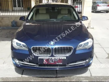 BMW  520i  5-Series  2013  28,000  Sedan  Automatic  6  Leather  RWD  Dark Blue  Gasoline