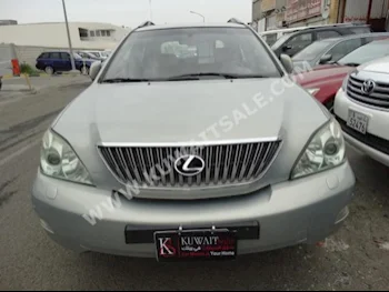 لكزس  330  ار اكس  2005  170,000  اس يو في  اتوماتك  6  مخمل  دفع رباعي  فضي  بنزين