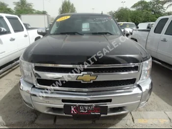 Chevrolet  LT  Silverado  2011  79,000  Pick Up  Automatic  8  Cloth  4WD  Black  Gasoline