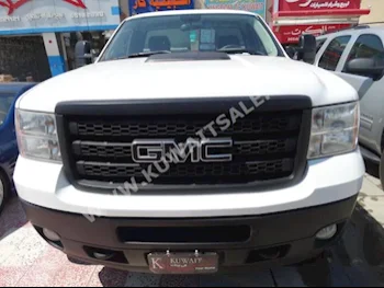 GMC  2500 HD  Sierra  2011  94,000  Pick Up  Automatic  8  Cloth  4WD  White  Gasoline