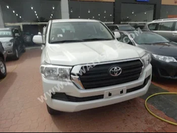 Toyota  G  Land Cruiser  2016  0  SUV  Automatic  8  Cloth  4WD  White  Gasoline