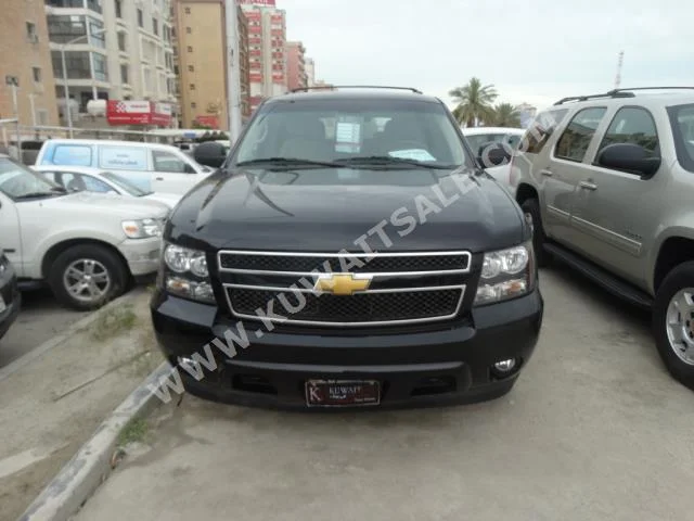 Chevrolet  LT  Tahoe  2014  40,000  SUV  Automatic  8  Cloth  4WD  Black  Gasoline