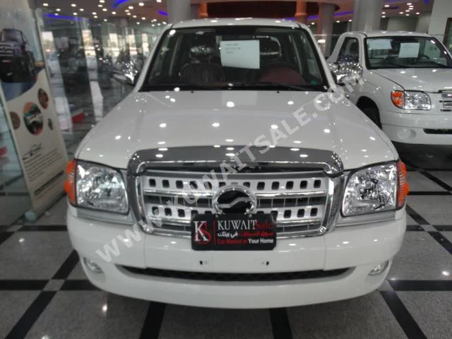 ZX Auto  Grand Tiger  2015  0  Pick Up  Manual  4  Cloth  FWD  White  Gasoline