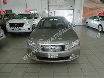 تويوتا  تورينغ  اوريون  2014  48,000  سيدان  اتوماتك  6  مخمل  دفع أمامي  ذهبي  بنزين