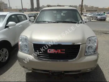 GMC  Yukon  2008  167,000  SUV  Automatic  8  Cloth  RWD  Gold  Gasoline