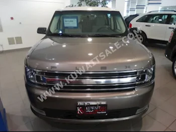 Ford  SEL  FLEX  2013  70,000  SUV  Automatic  6  Cloth  FWD  Gray  Gasoline