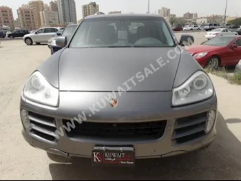 Porsche  S  Cayenne  2008  86,000  SUV  Automatic  8  Leather  4WD  Gray  Gasoline