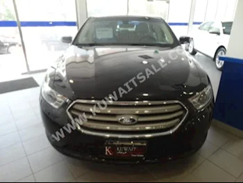 فورد  إس إي إل  تورس  2014  34,000  سيدان  اتوماتك  6  مخمل  دفع أمامي  أسود  بنزين