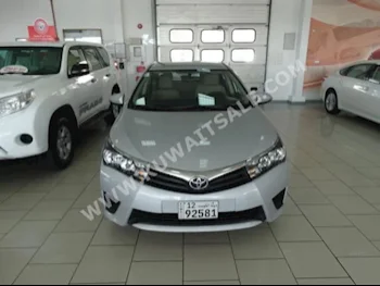 تويوتا  اكس ال اي  كورولا  2014  87,000  سيدان  اتوماتك  4  مخمل  دفع أمامي  فضي  بنزين