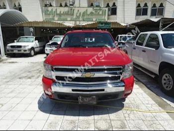 Chevrolet  LT  Silverado  2011  122,000  Pick Up  Automatic  8  Cloth  RWD  Red  Gasoline