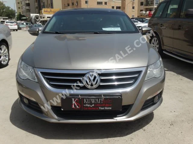 فوكس واغن  باسات  2011  90,000  سيدان  اتوماتك  4  جلد  دفع أمامي  بني  بنزين
