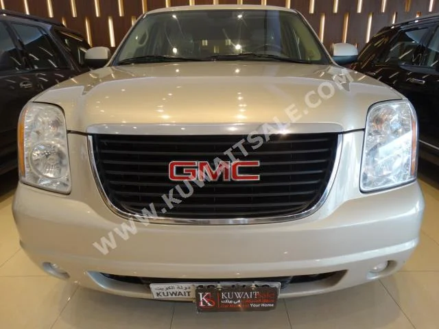 جي ام سي  يوكون  2010  274,000  اس يو في  اتوماتك  8  مخمل  دفع خلفي  ذهبي  بنزين