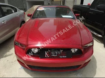 Ford  GT  Mustang  2013  42,000  Coupe / Sport  Manual  8  Leather  RWD  Dark Red  Gasoline