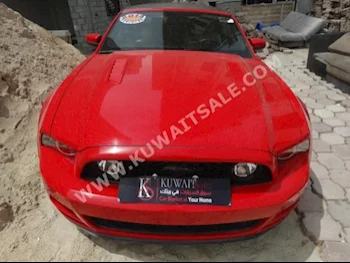 Ford  GT  Mustang  2014  38,000  Coupe / Sport  Automatic  8  Leather  RWD  Red  Gasoline