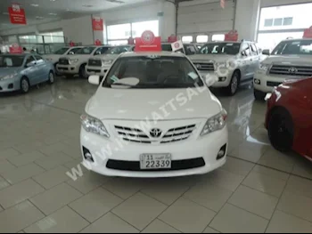 تويوتا  اكس ال اي  كورولا  2013  91,000  سيدان  اتوماتك  4  مخمل  دفع أمامي  أبيض  بنزين
