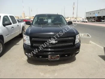 Chevrolet  LT  Silverado  2011  88,000  Pick Up  Automatic  8  Cloth  4WD  Black  Gasoline