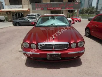 Jaguar  XK  2006  145,000  Sedan  Automatic  6  Leather  RWD  Maroon  Gasoline