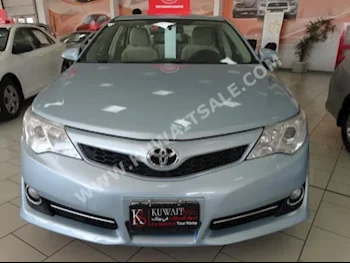 تويوتا  جي ال  كامري  2014  67,000  سيدان  اتوماتك  4  مخمل  دفع أمامي  سمائي  بنزين