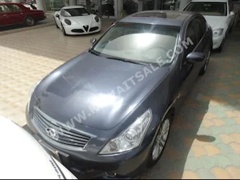 Infiniti  25  G  2013  90,000  Sedan  Automatic  6  Leather  RWD  Gray  Gasoline