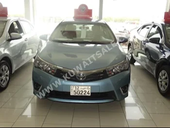 تويوتا  اكس ال اي  كورولا  2014  75,000  سيدان  اتوماتك  4  مخمل  دفع أمامي  سمائي  بنزين