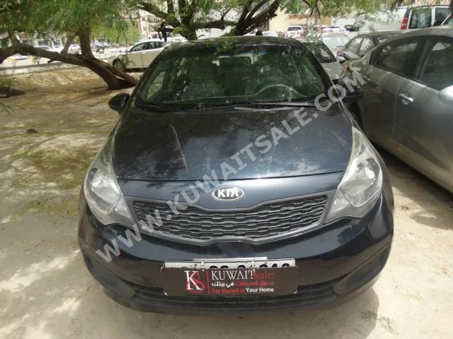Kia  Rio  2014  40,000  Sedan  Automatic  4  Cloth  FWD  Gray  Gasoline
