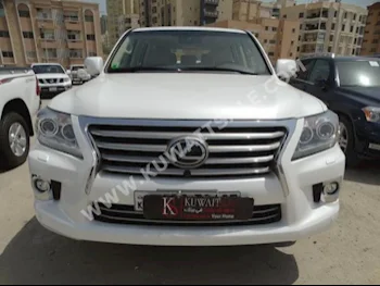 Lexus  570  LX  2015  13,000  SUV  Automatic  8  Leather  4WD  White  Gasoline