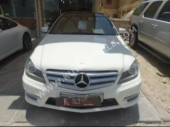 مرسيدس - بنز  250  سي - كلاس  2012  120,000  سيدان  اتوماتك  6  جلد  دفع خلفي  أبيض  بنزين