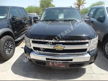 Chevrolet  Silverado  2011  92,000  Pick Up  Automatic  8  Cloth  4WD  Black  Gasoline