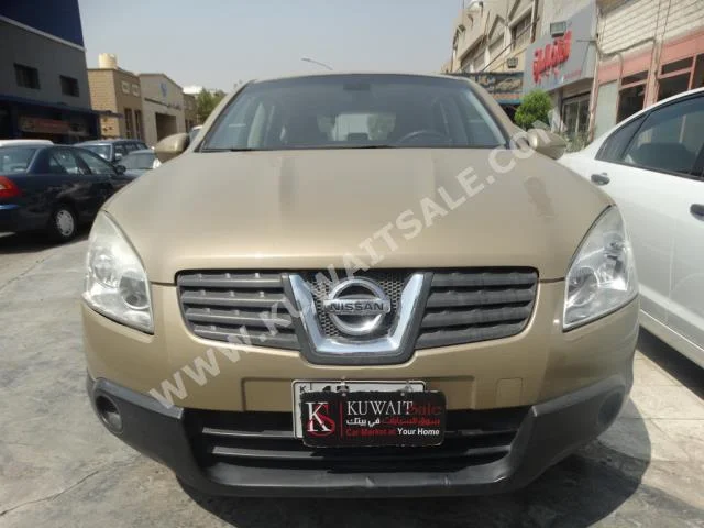 Nissan  Qashqai  2008  85,000  SUV  Automatic  4  Cloth  FWD  Beige  Gasoline
