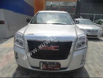 جي ام سي  اس ال اي  تيريان  2015  35,000  سيدان  اتوماتك  6  مخمل  دفع أمامي  فضي  بنزين