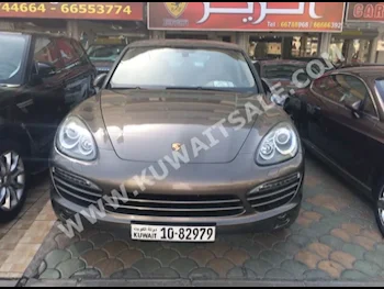 بورش  اس  كيان  2012  81,000  اس يو في  اتوماتك  6  جلد  دفع رباعي  برونزي  بنزين