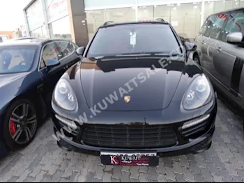 Porsche  S  Cayenne  2014  90,000  SUV  Automatic  8  Leather  4WD  Black  Gasoline
