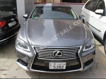 Lexus  460 L  LS  2014  22,000  Sedan  Automatic  8  Leather  RWD  Gray  Gasoline