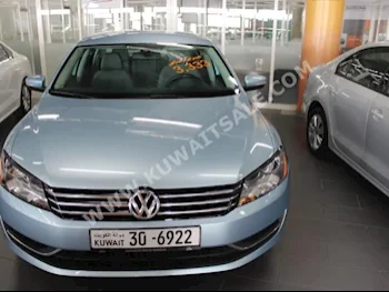 Volkswagen  Passat  2013  101,294  Sedan  Automatic  5  Cloth  FWD  Sky Blue  Gasoline