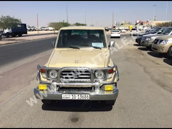 Toyota  GXR  Land Cruiser  2006  149,000  SUV  Manual  6  Cloth  RWD  Beige  Gasoline