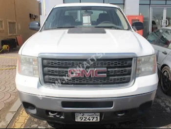 GMC  2500 HD  Sierra  2011  150,000  Pick Up  Automatic  8  Cloth  4WD  White  Gasoline