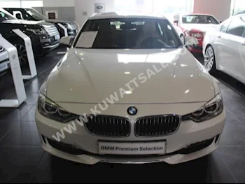 بي ام دبليو  320i  الفئة - الثالثة  2015  27,000  سيدان  اتوماتك  4  جلد  دفع خلفي  أبيض  بنزين