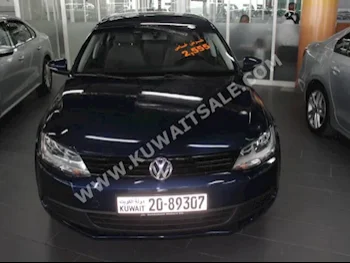 Volkswagen  Jetta  2014  92,833  Sedan  Automatic  4  Cloth  FWD  Dark Blue  Gasoline