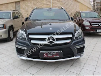مرسيدس - بنز  500  جي ال - كلاس  2014  45,000  اس يو في  اتوماتك  8  جلد  دفع رباعي  رمادي  بنزين