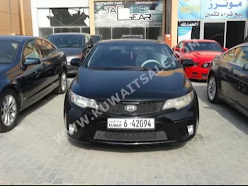 كيا  سورينتو  2011  180,000  سيدان  اتوماتك  4  جلد  دفع أمامي  أسود  بنزين
