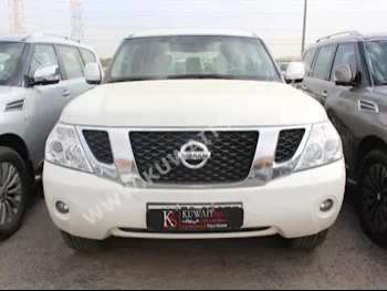 Nissan  SE  Patrol  2013  65,000  SUV  Automatic  8  Leather  4WD  White  Gasoline