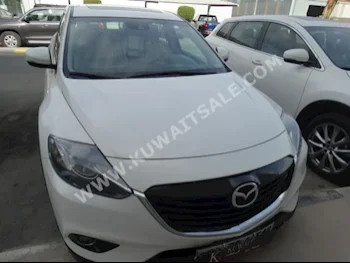 مازدا  9  سي اكس  2014  60,000  اس يو في  اتوماتك  6  جلد  دفع خلفي  أبيض  بنزين