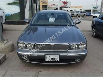 Jaguar  6  XJ  2007  133,000  Sedan  Automatic  6  Leather  RWD  Sky Blue  Gasoline