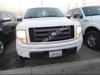 فورد  150  أف  2009  130,000  بيكب  اتوماتك  8  مخمل  دفع رباعي  أبيض  بنزين