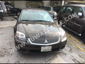 متسوبيشي  غالانت  2013  50,000  سيدان  اتوماتك  4  مخمل  دفع أمامي  بني  بنزين
