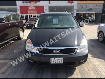 Kia  Carnival  2015  61,000  Van / Bus  Automatic  6  Cloth  FWD  Dark Gray  Gasoline